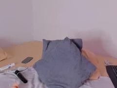 Recent screenshot of emaboobss