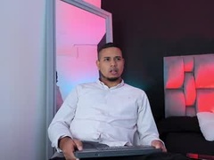 Recent screenshot of emilianoclarke