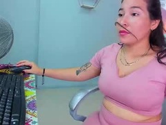 Recent screenshot of emily_sander_
