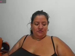 Recent screenshot of emilyycurvy_