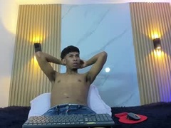 Recent screenshot of ethan_thouse