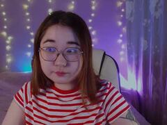 Recent screenshot of eva_peach18