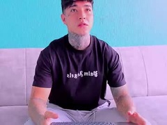 Recent screenshot of evan_hott