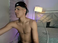 Recent screenshot of felix_lauren