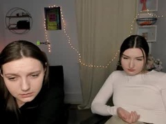 Recent screenshot of fibi_meow