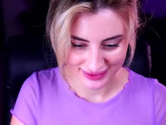 Recent screenshot of flirty_kitty1