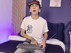Recent screenshot of fox_logan_