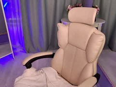 Recent screenshot of foxy_queeen