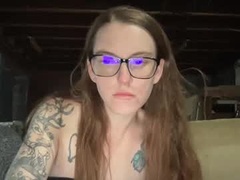 Recent screenshot of freakyredgivinghead