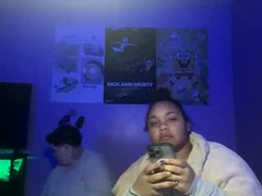 Recent screenshot of girlswholikegirls24