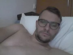 Recent screenshot of hardboylovemilfmoom