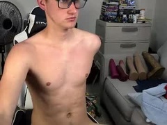 Recent screenshot of harlows_room