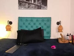 Recent screenshot of heyjuliana_