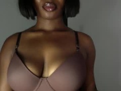 Recent screenshot of horny_goddess_delilah