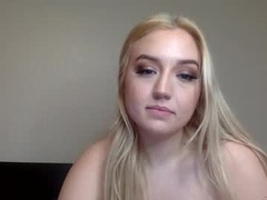 Recent screenshot of hotblondekity