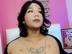 Recent screenshot of isadora_queen_ts