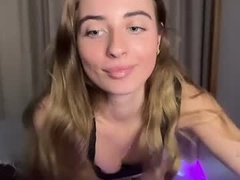Recent screenshot of itsemilyxo