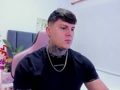 Recent screenshot of johny_multicum