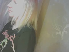 Recent screenshot of karolynafox