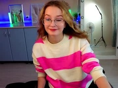 Recent screenshot of kiss_cherry76