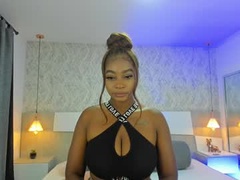 Recent screenshot of kylie_glow