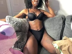 Recent screenshot of kyliesnowxxx