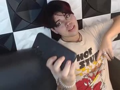 Recent screenshot of lady_evelynn_