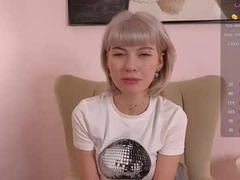 Recent screenshot of laly_morgret