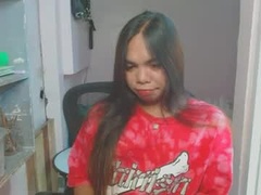 Recent screenshot of lara_slutty