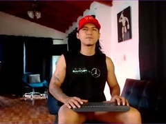 Recent screenshot of latino_boysmiles