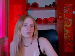 Recent screenshot of laura_dark_