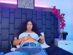 Recent screenshot of laurenboobs_