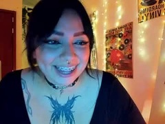 Recent screenshot of lexie_ll