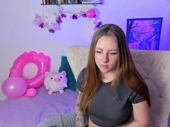 Recent screenshot of leyla_miller_