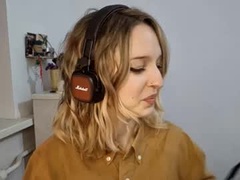 Recent screenshot of lezlielowe