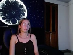 Recent screenshot of lia_bloom22
