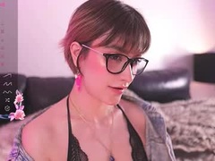 Recent screenshot of lia_mackenzie