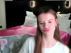 Recent screenshot of little_pawsy