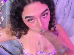 Recent screenshot of little_valentinaa