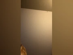 Recent screenshot of littleblonde_l