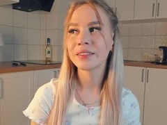 Recent screenshot of litttle_ladyy