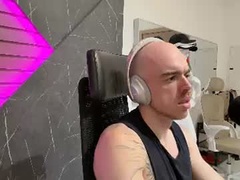Recent screenshot of logan__kelly