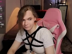 Recent screenshot of loral_avery