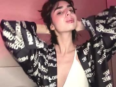 Recent screenshot of lorrettasittre