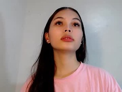 Recent screenshot of lovely_darlingx