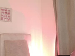 Recent screenshot of luciana_petite_