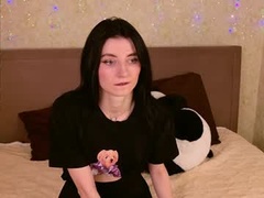 Recent screenshot of luna_miaaa