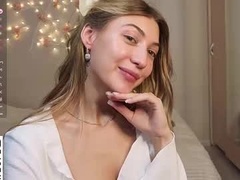 Recent screenshot of martina_isseee