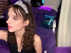 Recent screenshot of mayaandlola