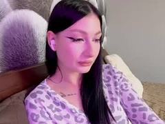 Recent screenshot of mia_cutie1